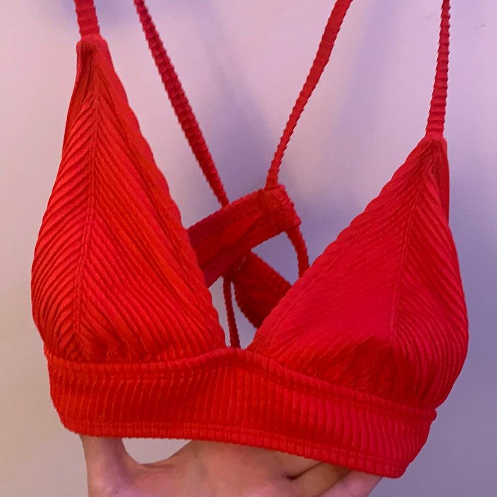 xhilaration Women’s M Bikini Top